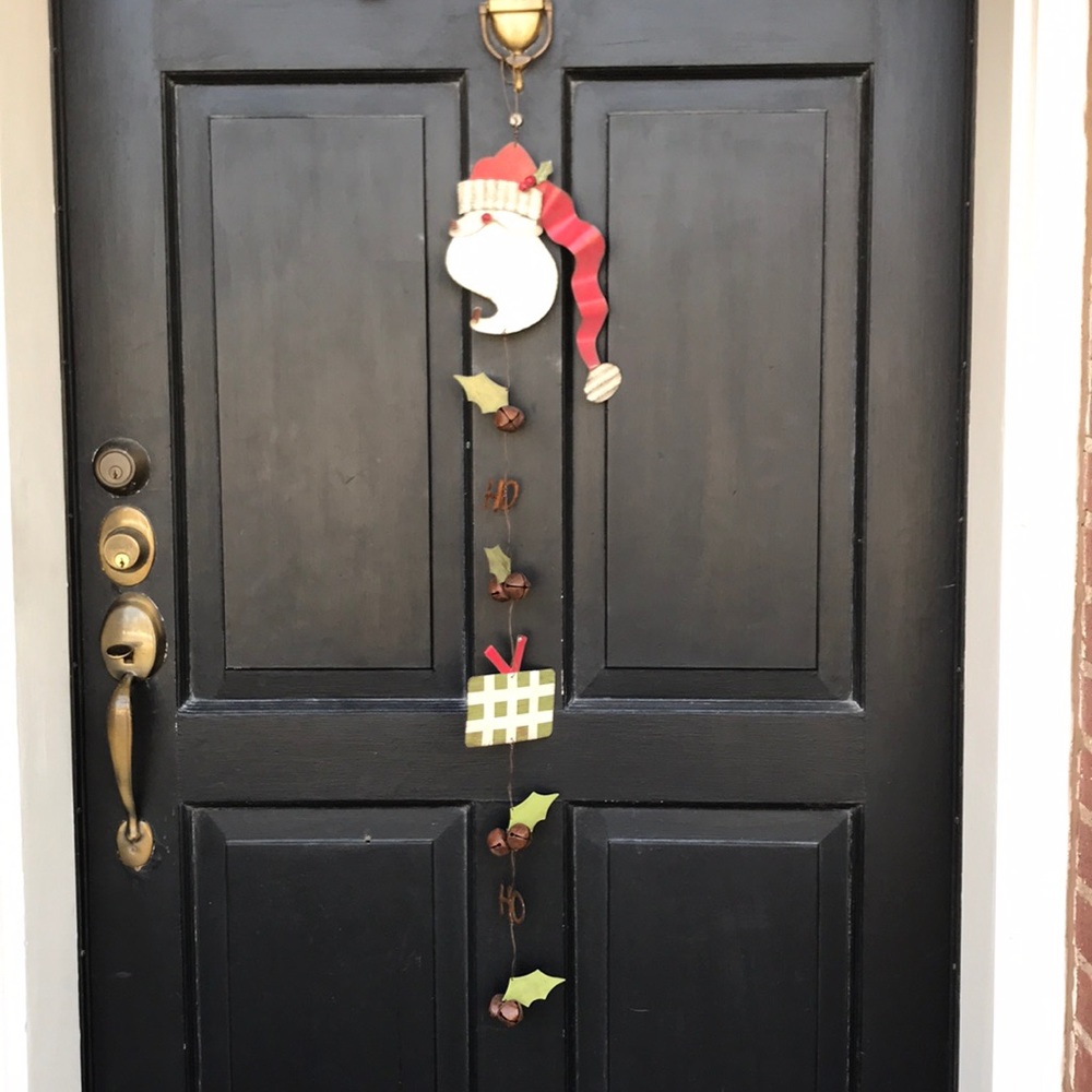 Christmas/Holiday tin door hanger. Santa and bells